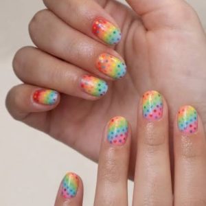 MANICURE FOR KIDS